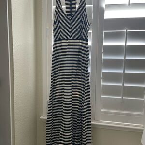 Monteau black and White Chevron Maxi Dress